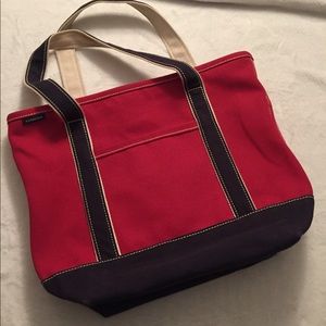 Lands’ End Zippered Canvas Tote